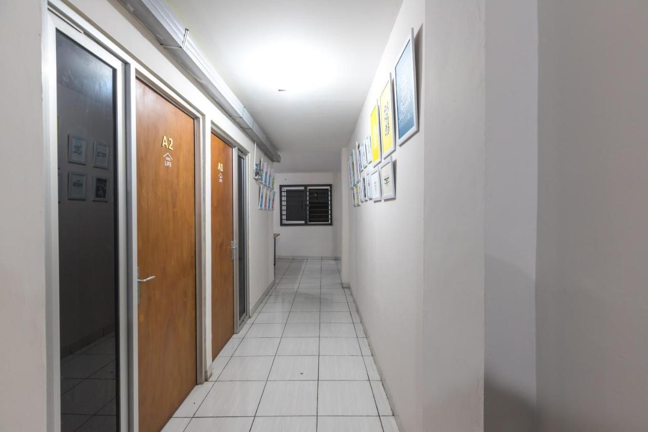 Maminoti Syariah Residence Mitra Reddoorz Μπογκόρ Εξωτερικό φωτογραφία